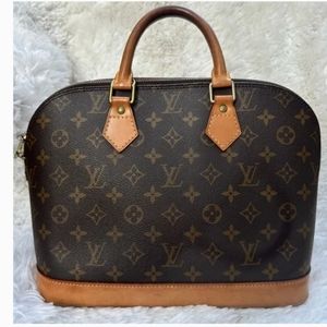 Listing Deta's<Height : 9.45 inch (24cm)Width :12.6 inch (32cm)Depth :6.69 i